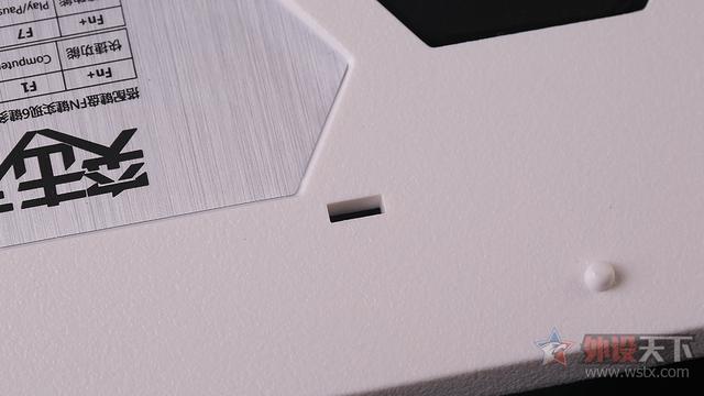 狼途和狼蛛机械键盘哪个好，官方评测狼蛛颜值