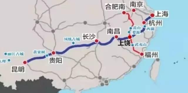 上饶火车站开列车，新春走基层丨“95后”班组的春运使命