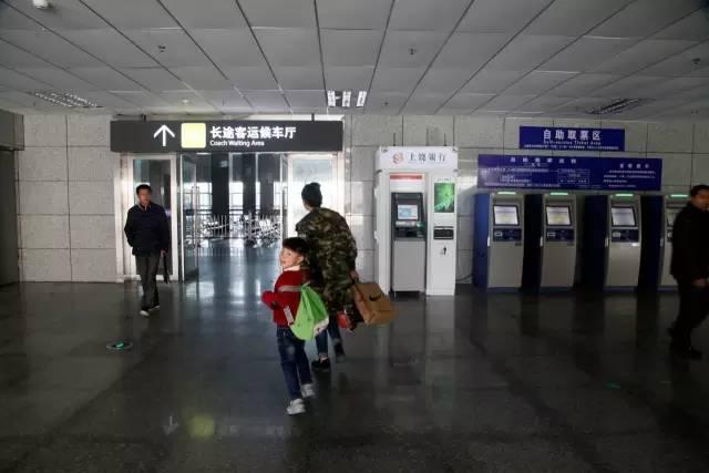 上饶火车站开列车，新春走基层丨“95后”班组的春运使命