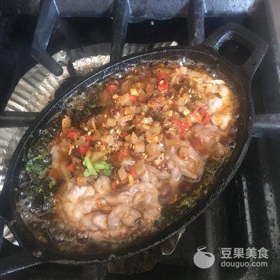重庆美食攻略烤脑花，就爱这一口-重庆烤脑花