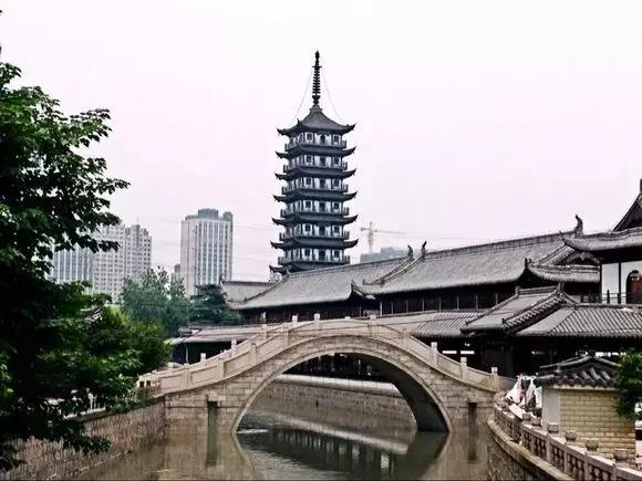 上海旅游必去景点推荐图文，上海本地100个游玩景点列表