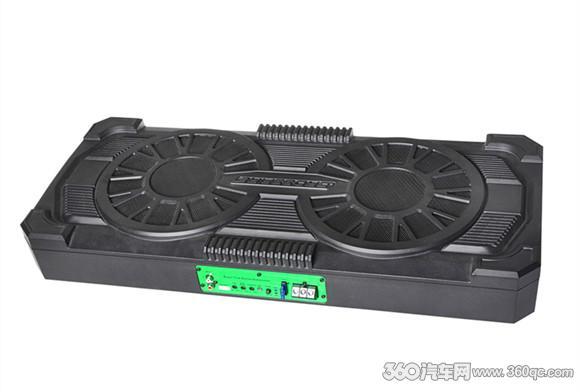 crossfire 效果，我终于用上了双卡CROSSFIRE