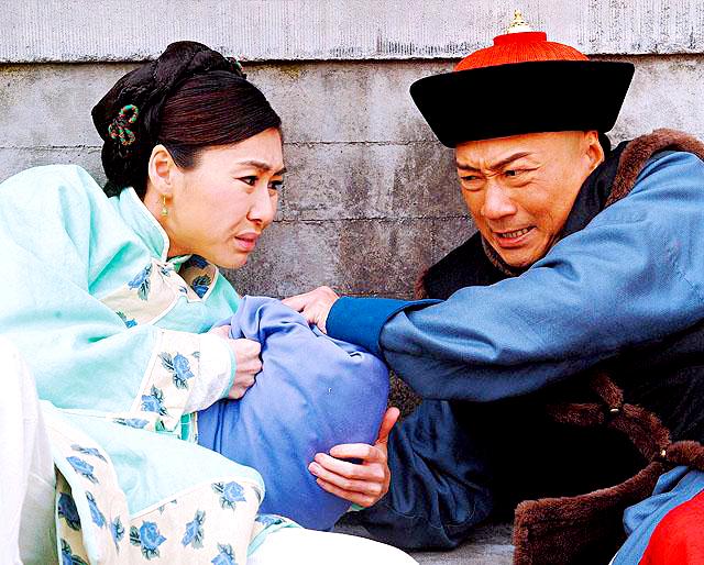 苏培盛发现小太监真实身份，安陵容拿阉人身份笑话苏培盛