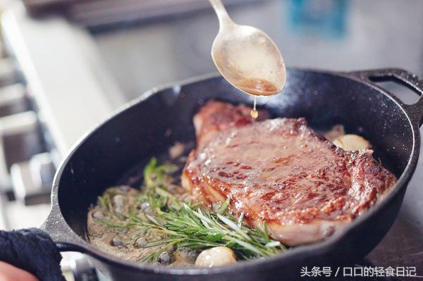 正宗牛排酱汁详细做法，如何做出好吃的牛排酱汁