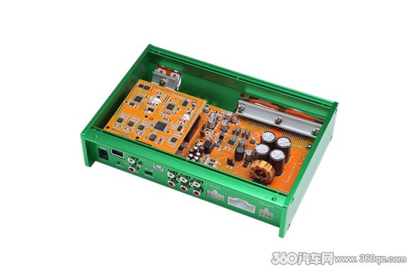 crossfire 效果，我终于用上了双卡CROSSFIRE