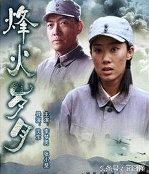 冯巩小品女搭档，和冯巩搭档演小品的演员有哪些（王澜：从名导垂爱的梨涡美人）