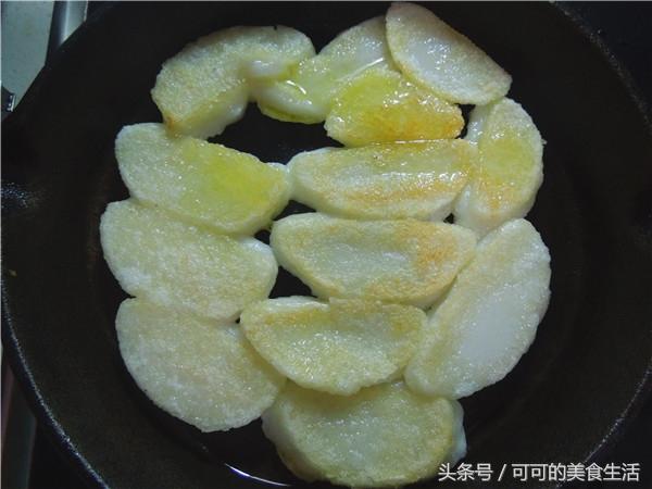 煎糖鸡蛋糍粑做法，蛋煎糯米糍粑一道江南点心