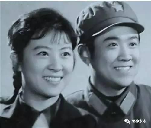 李方丁和王骁婚纱照，星二代的孩子（星二代被父母反对入行）