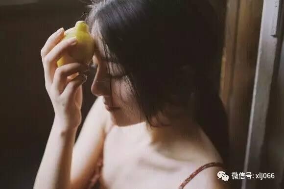 情人节快到了，准备给女朋友买什么礼物 圣诞节送女朋友什么礼物