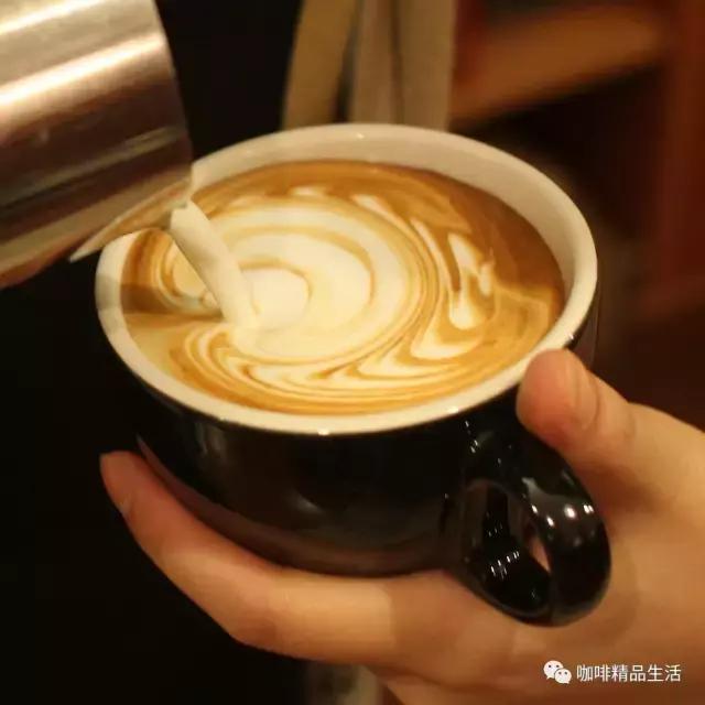 拿铁有哪些种类，拿铁为何如此受欢迎