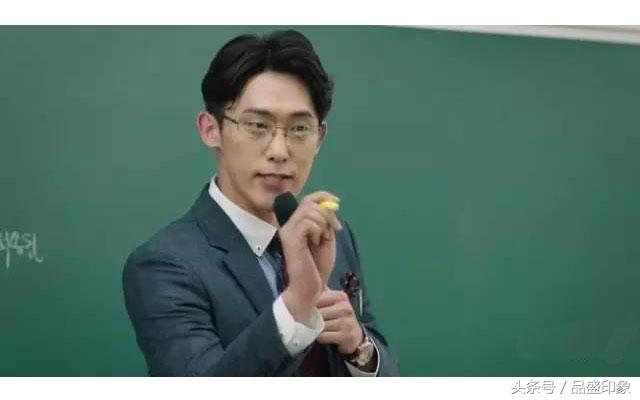 几岁可以考挖掘机证，挖掘机证和护士证
