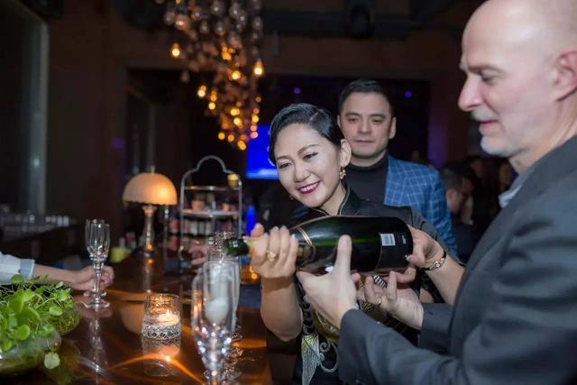 电影天使爱美丽镜头，天使爱美丽编剧劳伦特