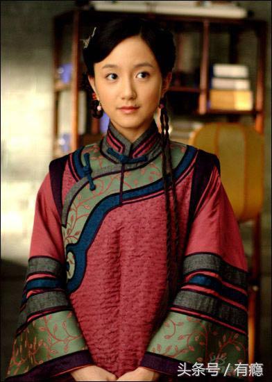 黄轩前三个女朋友，16岁出道演技秒杀小花旦