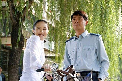 黄轩前三个女朋友，16岁出道演技秒杀小花旦