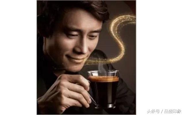 几岁可以考挖掘机证，挖掘机证和护士证