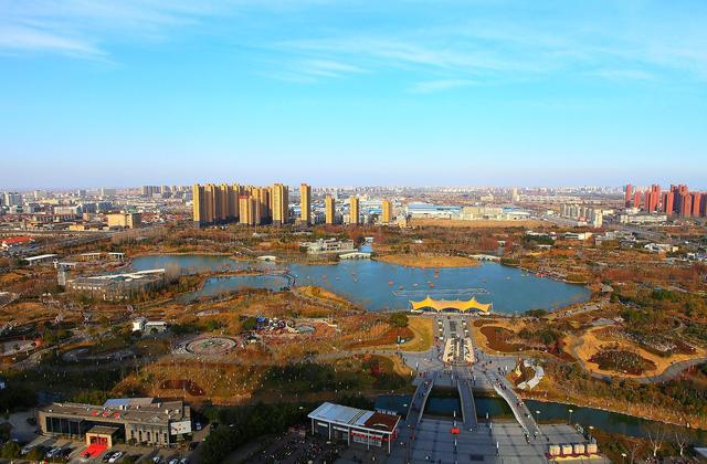 一家人不说两家话，一家人何必说两家话