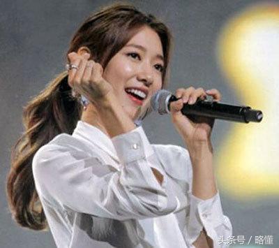 花式比心方式，手动比心姿势大全