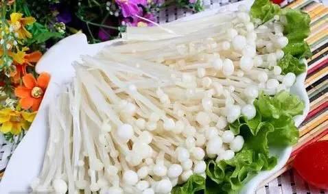 哪些菜适合烫火锅吃，都吃过的不是资深吃货就是同行