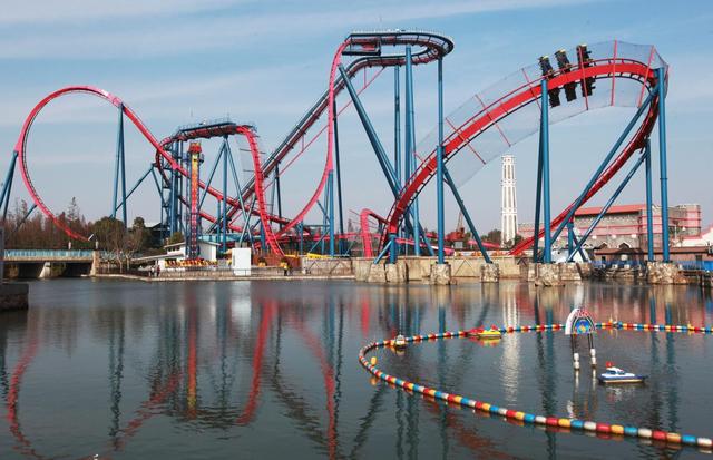 上海欢乐谷门票多少钱一张，上海欢乐谷一日游记（上海欢乐谷全价票将调整为260元/人）