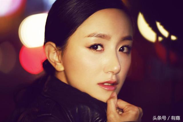 黄轩前三个女朋友，16岁出道演技秒杀小花旦