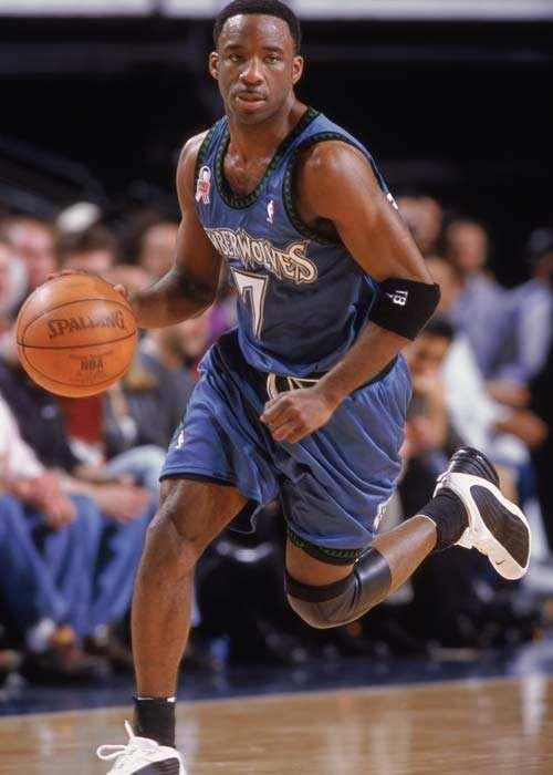 nba历史最矮的球员身高多少，NBA历史上最矮的球员