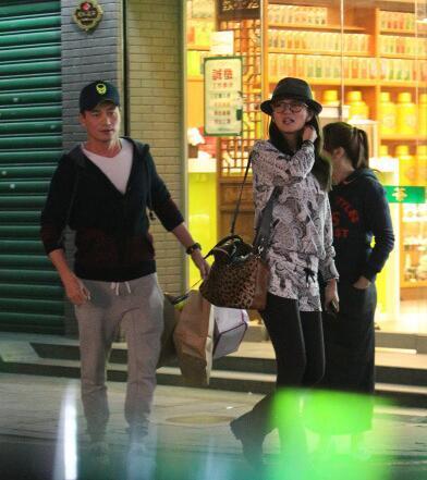 安以轩曾与胡歌组cp，安以轩嫁百亿总裁的结婚誓言对胡歌用过