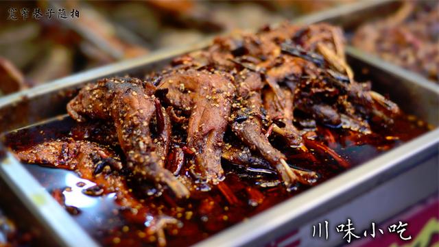 宽窄巷子的特色，宽窄巷子的特色美食（宽窄巷子的美食）