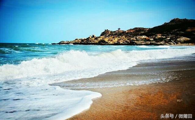 莆田湄洲湾黄金沙滩，8月2日，《早安·莆田》