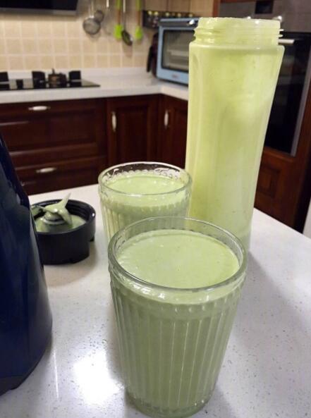 如何制作蓝莓果汁，蓝莓女生的最爱-蓝莓奶昔的独家做法