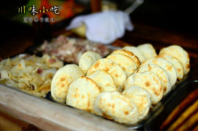 宽窄巷子的特色，宽窄巷子的特色美食（宽窄巷子的美食）