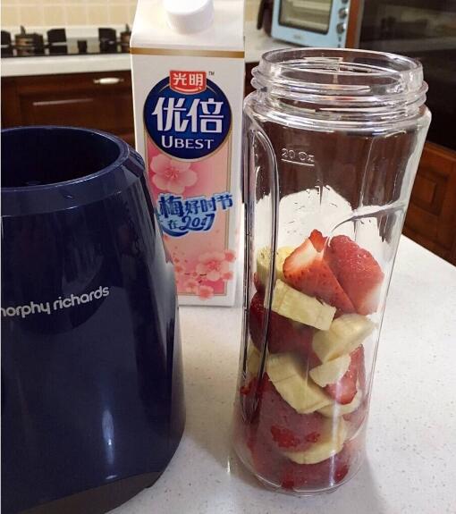 如何制作蓝莓果汁，蓝莓女生的最爱-蓝莓奶昔的独家做法