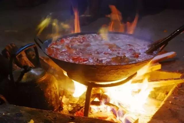 贵阳哪里适合情侣旅游，去贵阳郊外寻一处民俗村