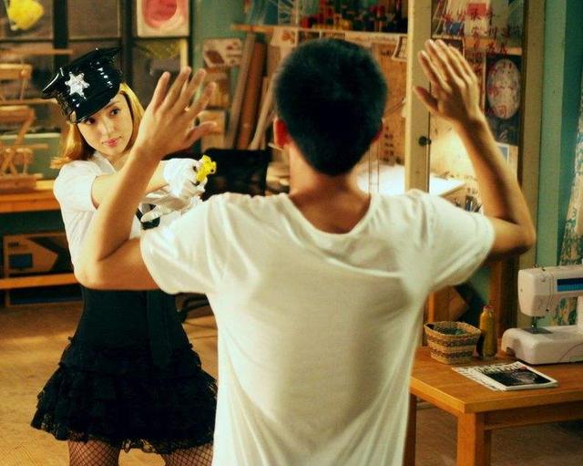 黎姿年轻时最美照，21岁时的她惊艳众人