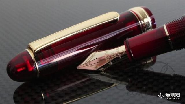 最好用的几款钢笔，那些无用的文具