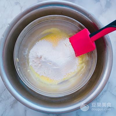 白巧克力蛋糕#長帝烘焙節-半月軒# 熱愛美食 第5张