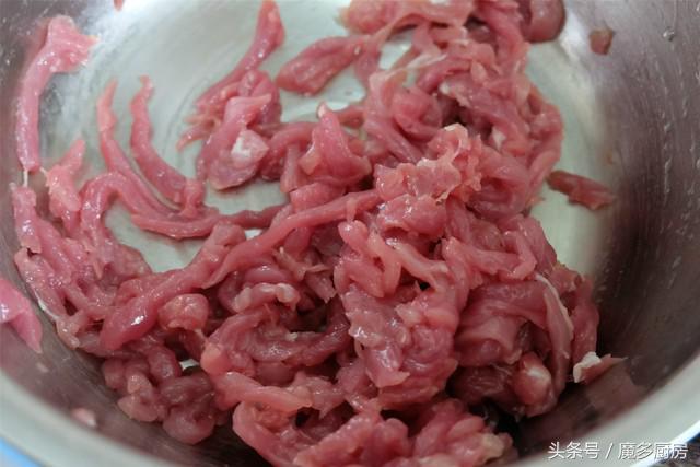 自制拌饭酱下饭菜，简单好做还可以保存时间久