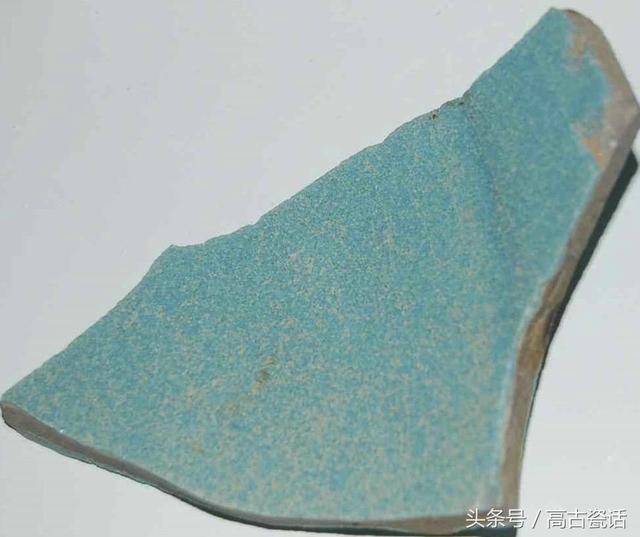 钧窑釉色月白，天青色等烟云——钧窑天青釉花盆
