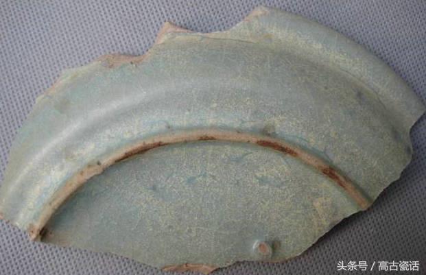 钧窑釉色月白，天青色等烟云——钧窑天青釉花盆