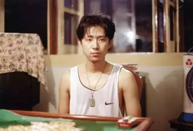 演过情深深雨蒙蒙中的陆尔豪，出道22年终于凭《谢谢你医生》火了