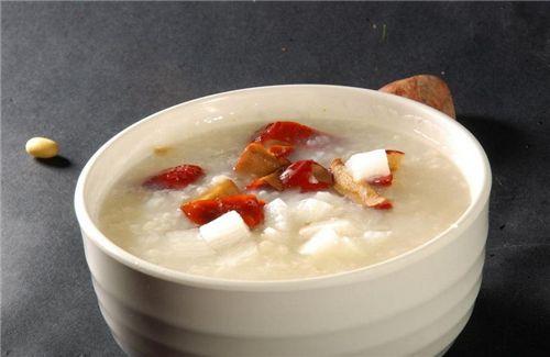 每天一碗粥有什么功效，一碗粥竟有10大功效