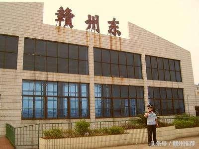 一个即将迎来第12个火车站的城市，黑龙江省九个开通了和将要开通高铁动车组的地级市新建火车站掠影