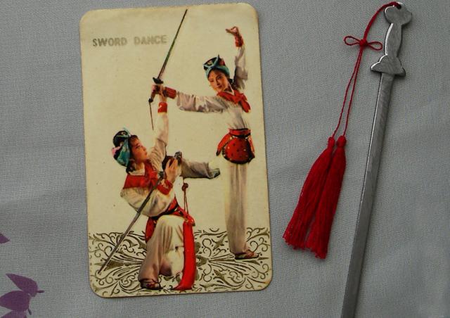 70年代老糖纸，这些小时候收集过的糖纸