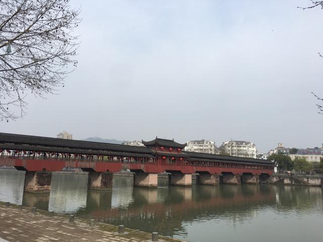 金华周边旅游必去十大景点推荐，浙江金华最著名的十大旅游景点