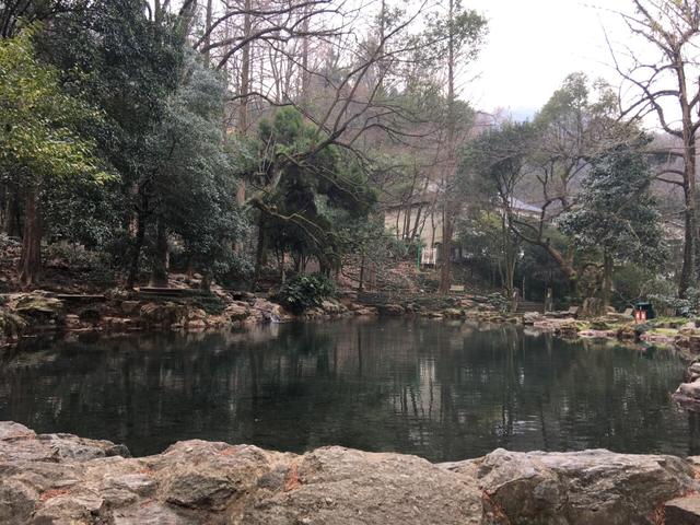 金华周边旅游必去十大景点推荐，浙江金华最著名的十大旅游景点