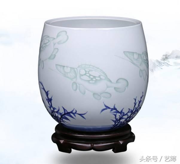 景德镇陶瓷大师作品，景德镇十大国瓷大师作品亮相广州