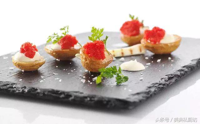 即食深海鱼子酱可以怎么吃，鱼子酱与食物这样搭配更让人无法抗拒