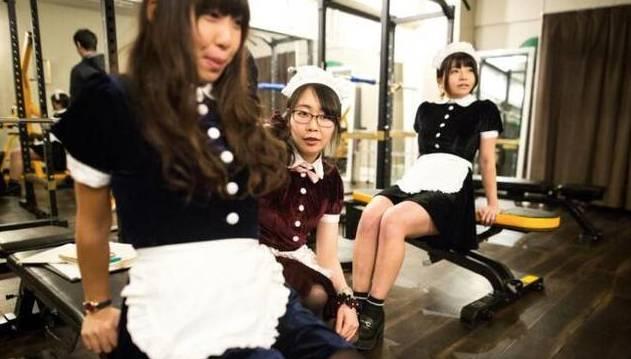 日本健身房的价格表，日本宅男健身（火爆的日本Curves女性老人健身房）