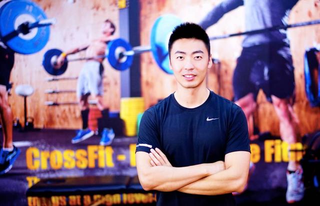 日本健身房的价格表，日本宅男健身（火爆的日本Curves女性老人健身房）