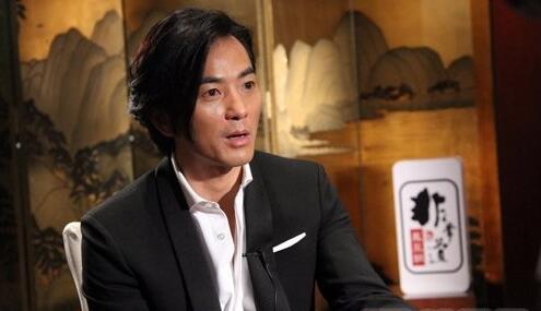 郑伊健是不是黑社会，郑伊健现在的国籍是什么