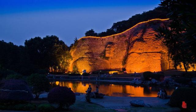 南京有什么玩的，南京最值得玩的景点有哪些免费的（南京6个很美的旅行地）